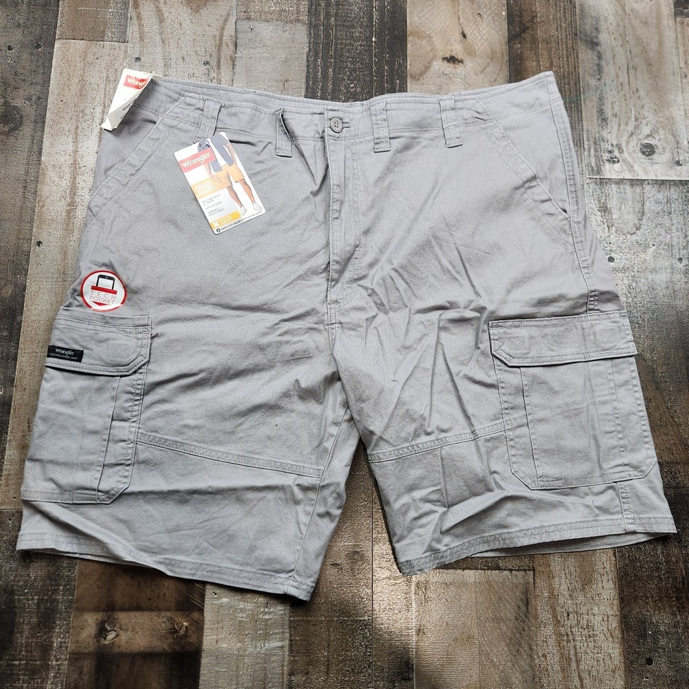 Wrangler Cargo Shorts Mens sie 46 Relaxed Fit 10" Inseam Shorts